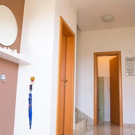 Apartment Adriatic-lux Turanj